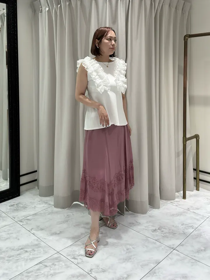 GRACE CONTINENTAL Izumi コーディネート画像