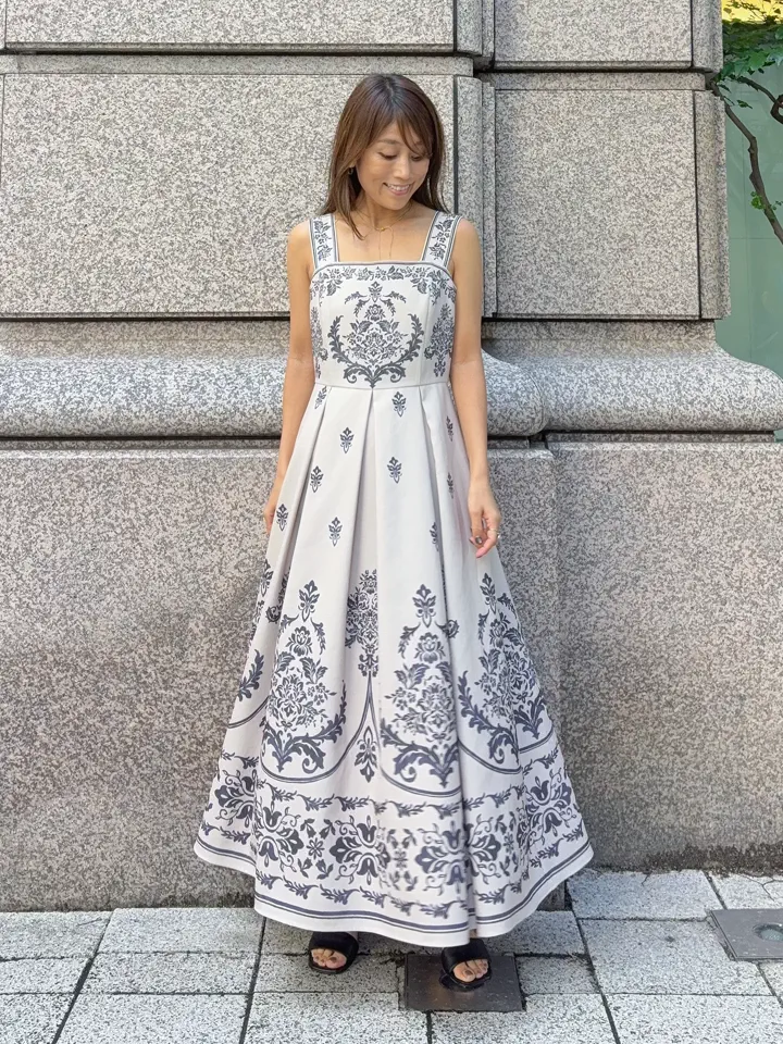 GRACE CONTINENTAL yukimi yonee コーディネート画像