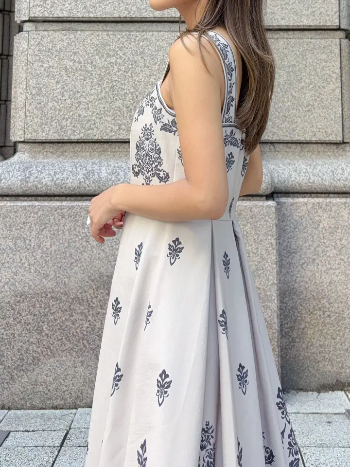 GRACE CONTINENTAL yukimi yonee コーディネート画像