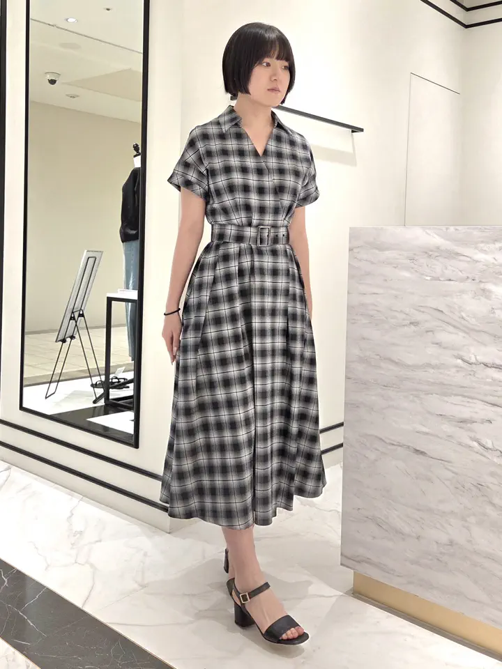 GRACE CONTINENTAL Akari コーディネート画像