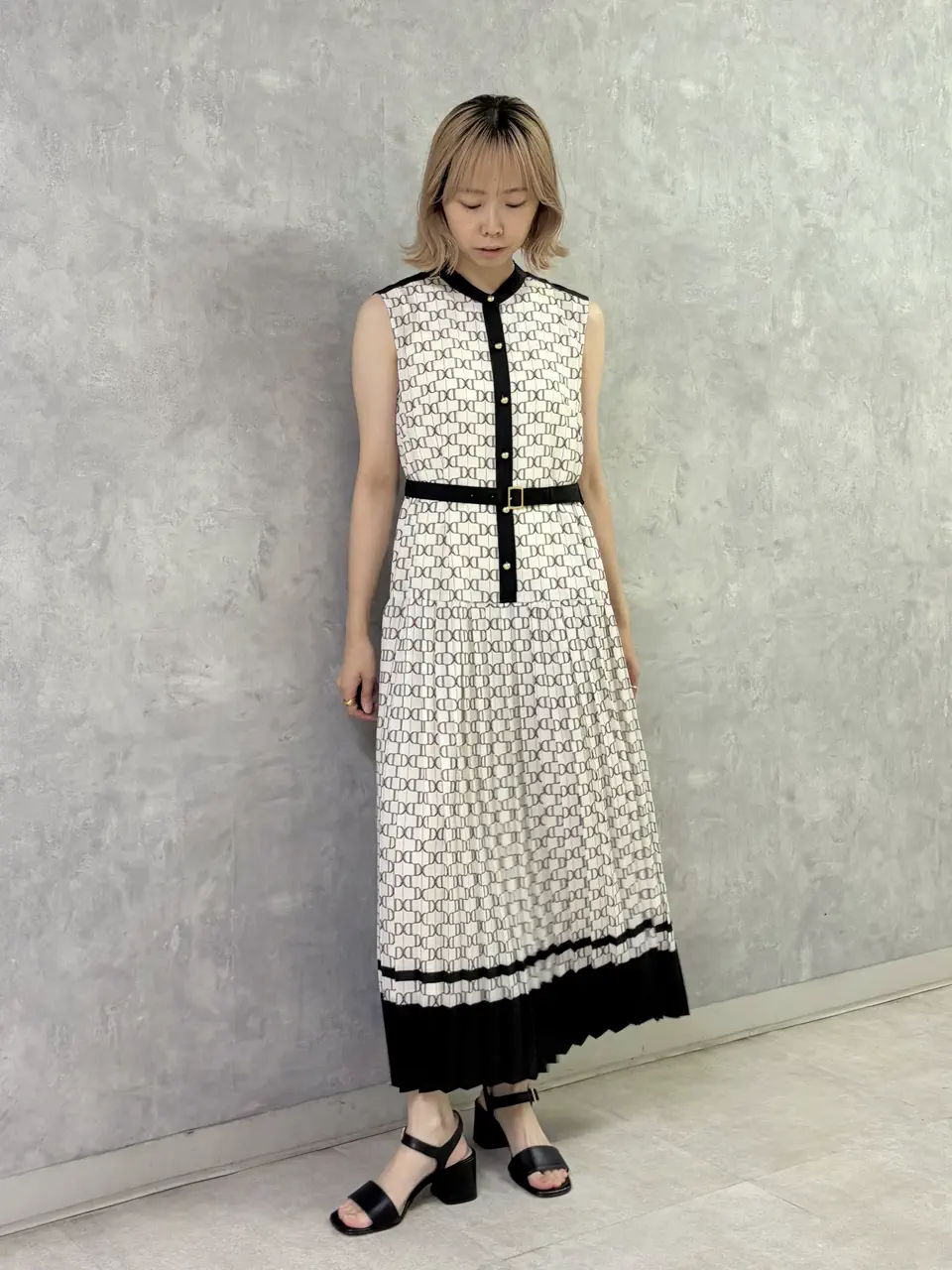 GRACE CONTINENTAL Abe コーディネート画像
