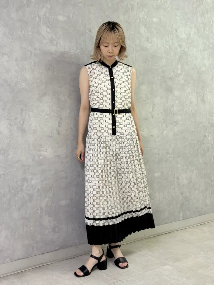GRACE CONTINENTAL Abe コーディネート画像