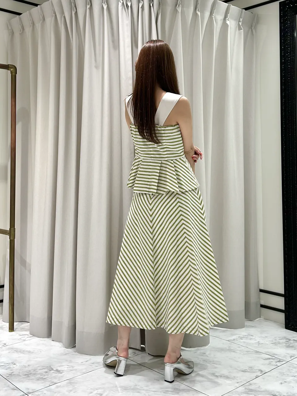 GRACE CONTINENTAL 志田　悠 コーディネート画像