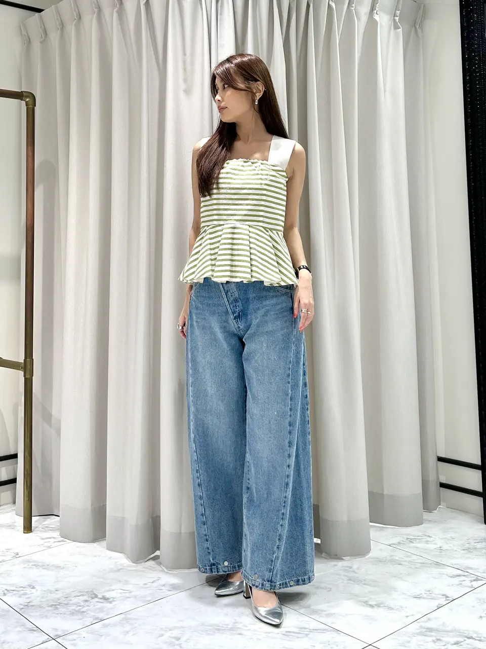 GRACE CONTINENTAL 志田　悠 コーディネート画像