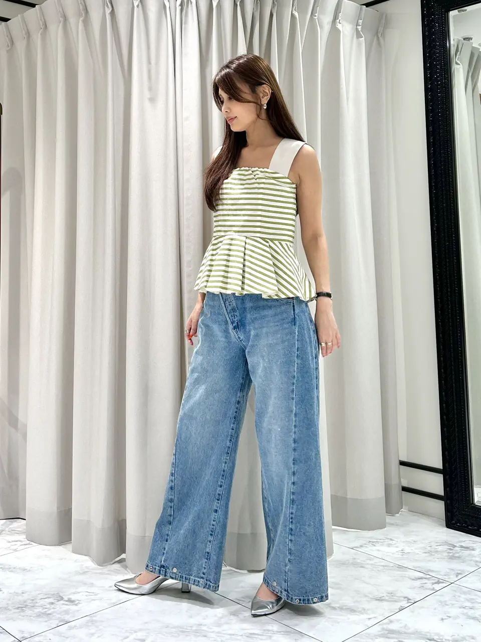GRACE CONTINENTAL 志田　悠 コーディネート画像