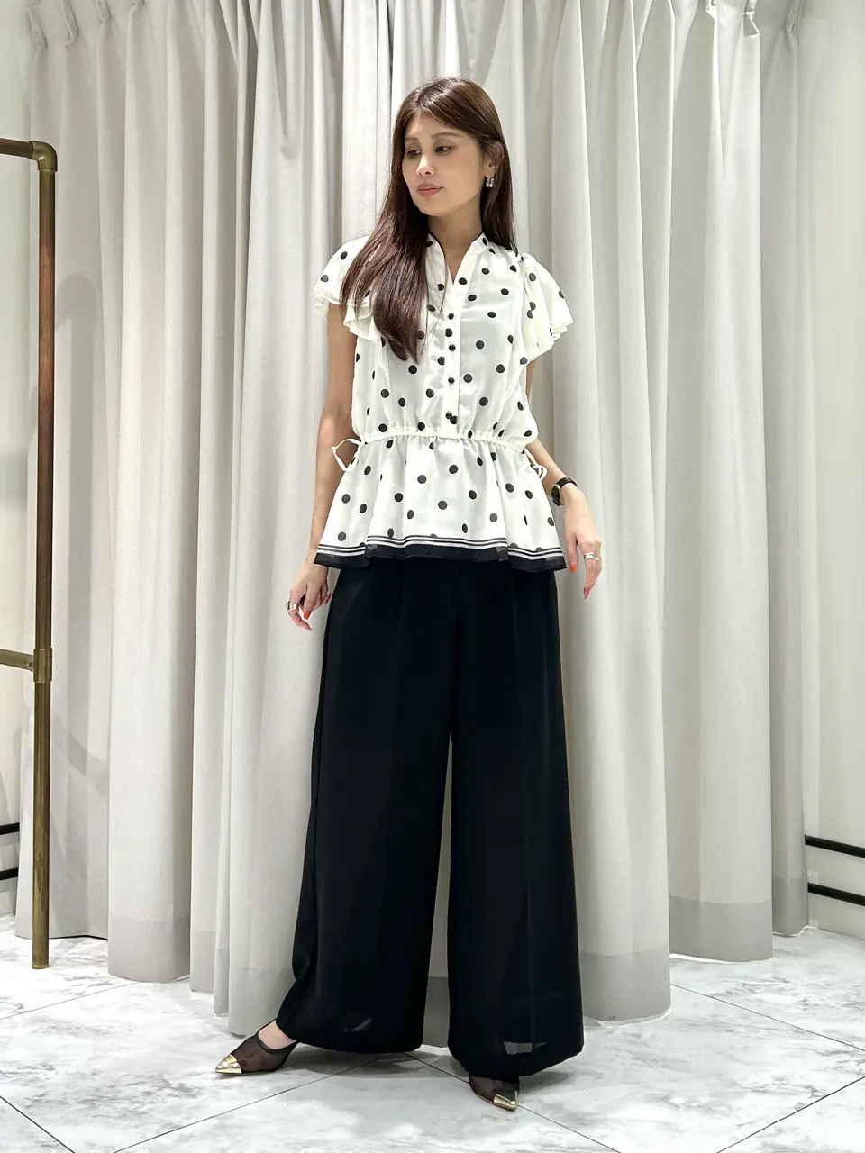 GRACE CONTINENTAL 志田　悠 コーディネート画像