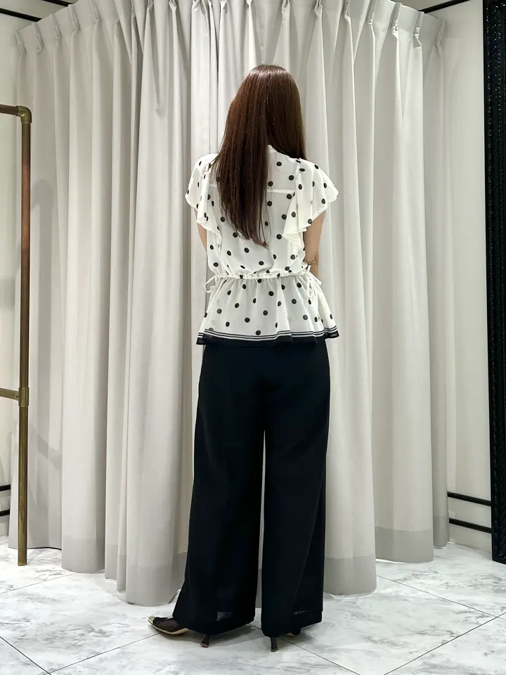 GRACE CONTINENTAL 志田　悠 コーディネート画像