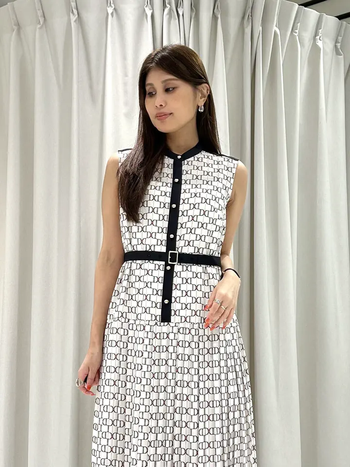 GRACE CONTINENTAL 志田　悠 コーディネート画像