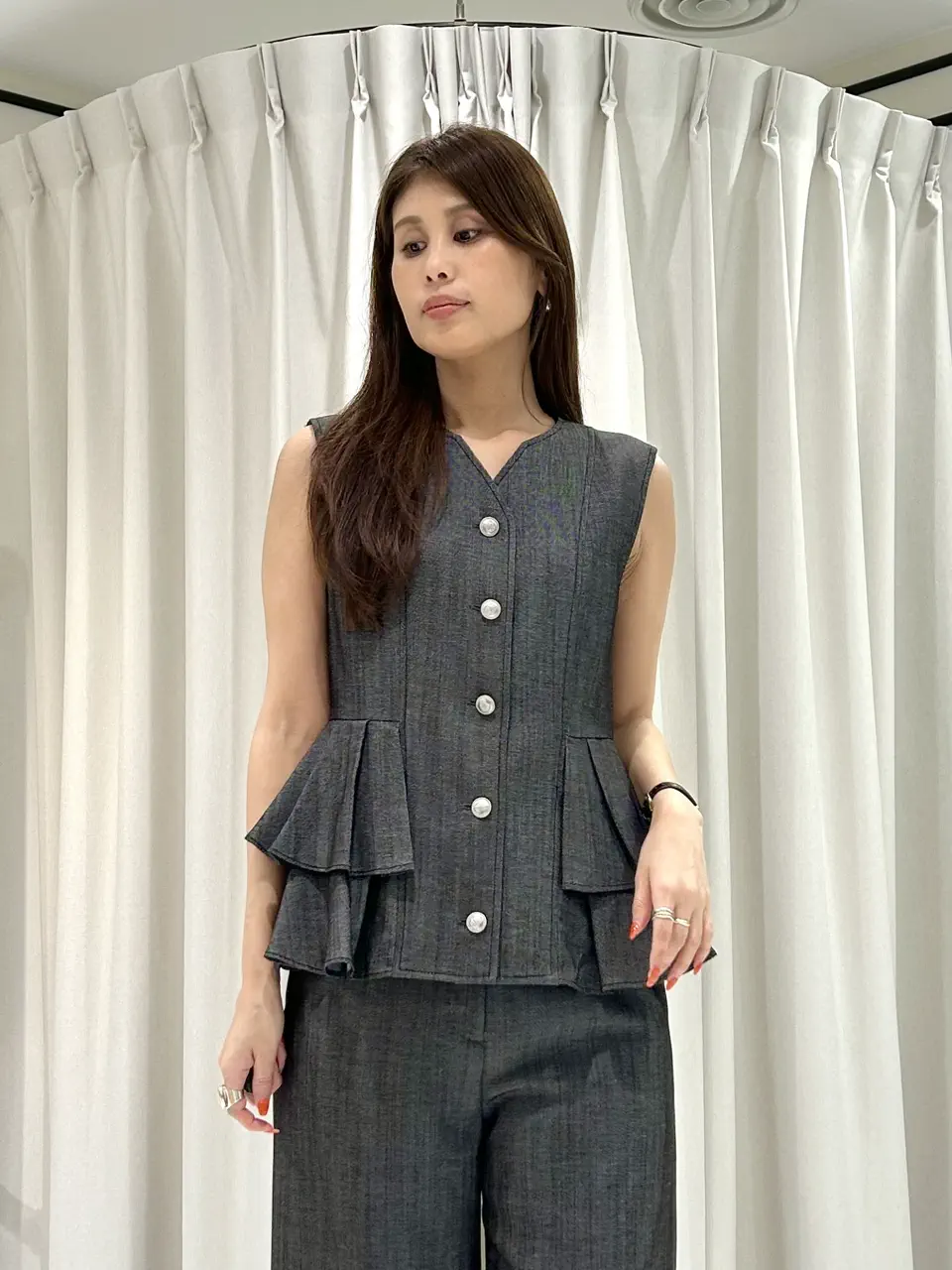 GRACE CONTINENTAL 志田　悠 コーディネート画像