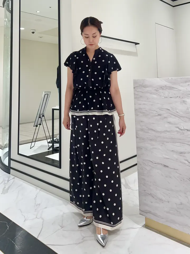 GRACE CONTINENTAL 小笠原　春菜 コーディネート画像