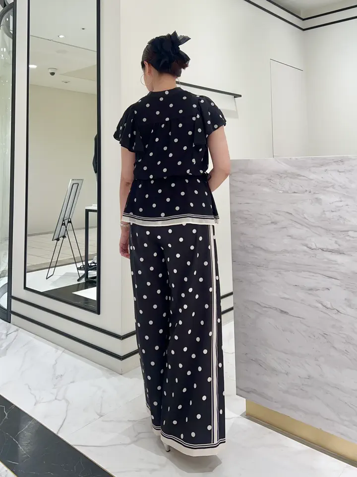 GRACE CONTINENTAL 小笠原　春菜 コーディネート画像