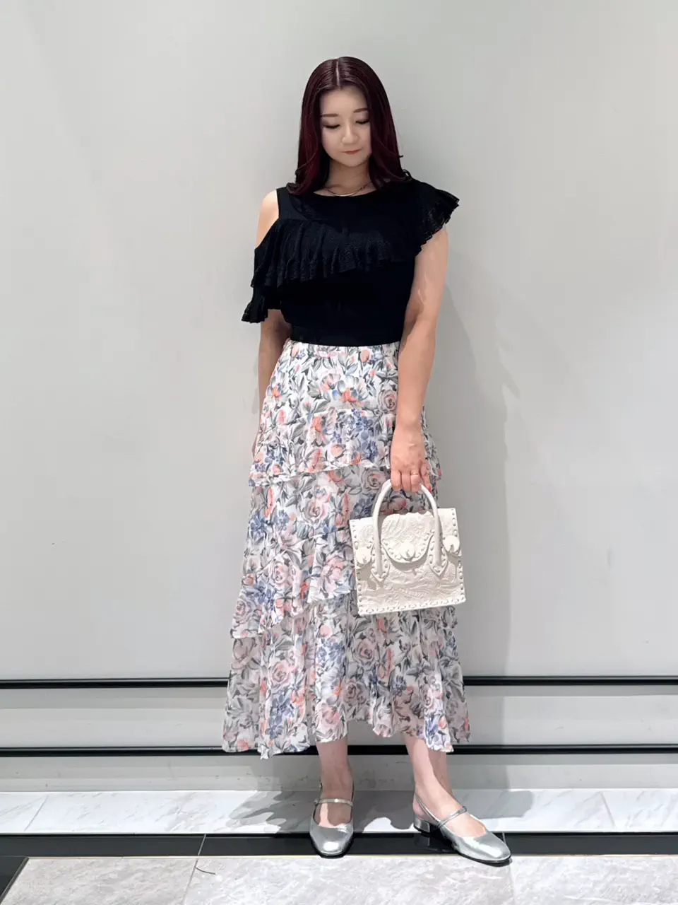 GRACE CONTINENTAL MOMOKO コーディネート画像