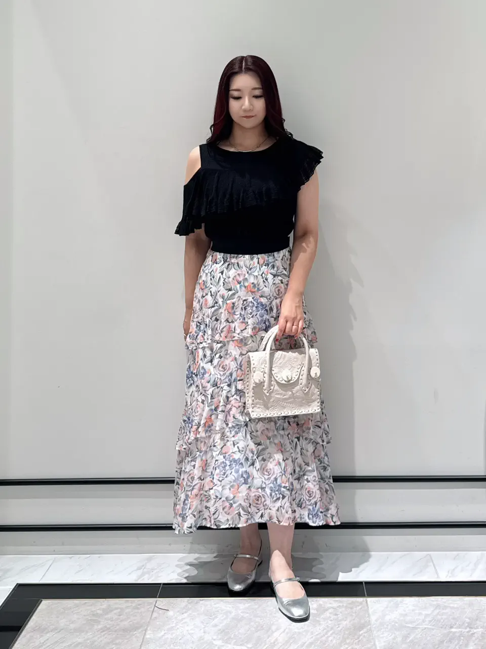 GRACE CONTINENTAL MOMOKO コーディネート画像