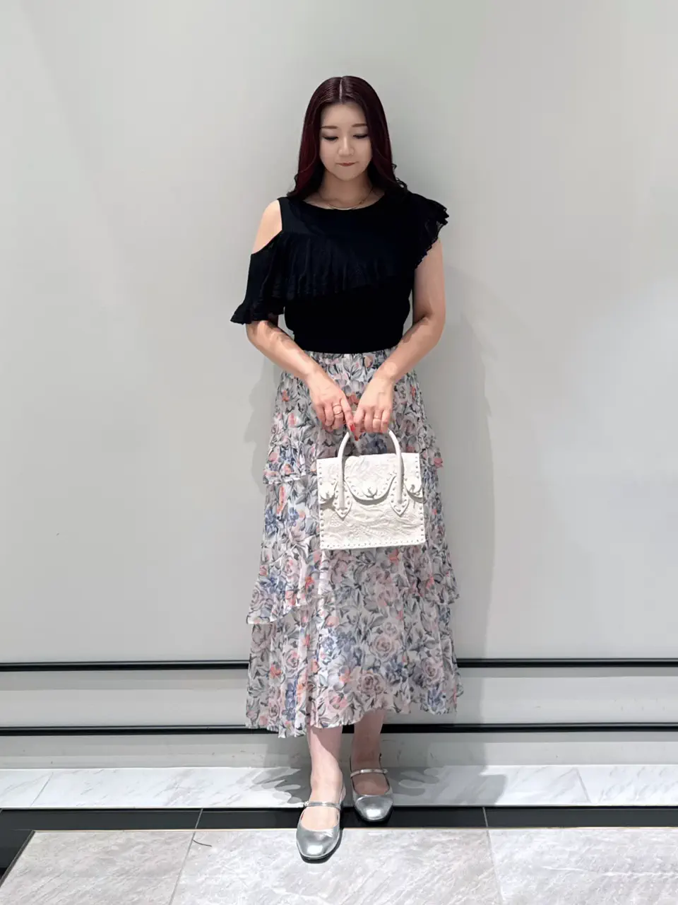 GRACE CONTINENTAL MOMOKO コーディネート画像