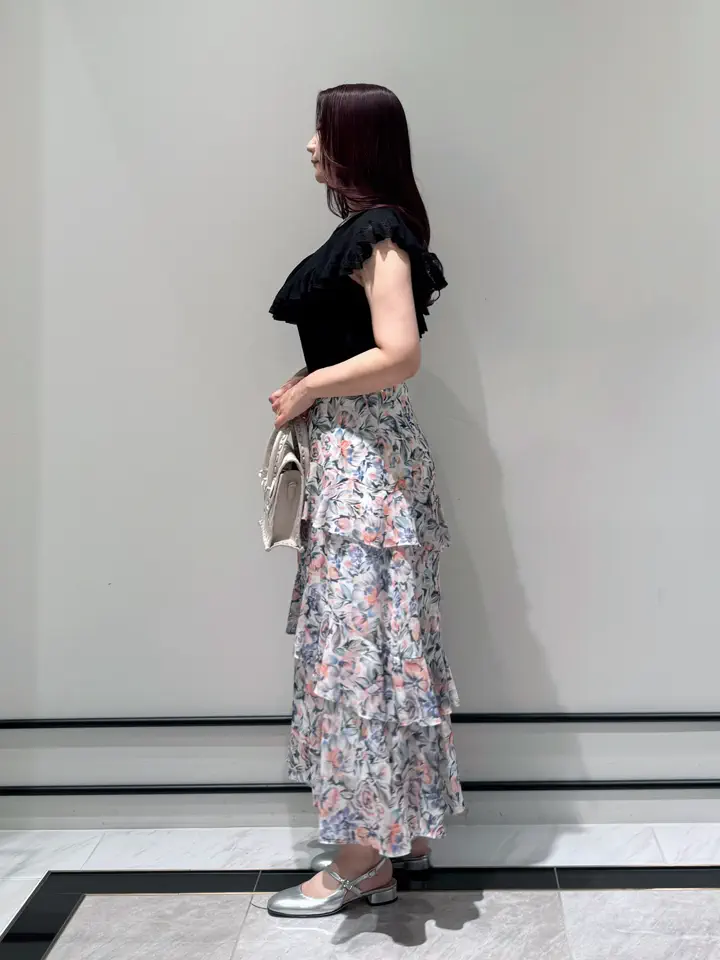GRACE CONTINENTAL MOMOKO コーディネート画像