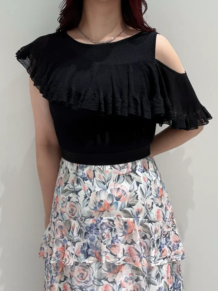 GRACE CONTINENTAL MOMOKO コーディネート画像