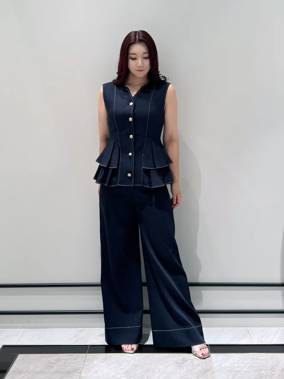 GRACE CONTINENTAL MOMOKO コーディネート画像