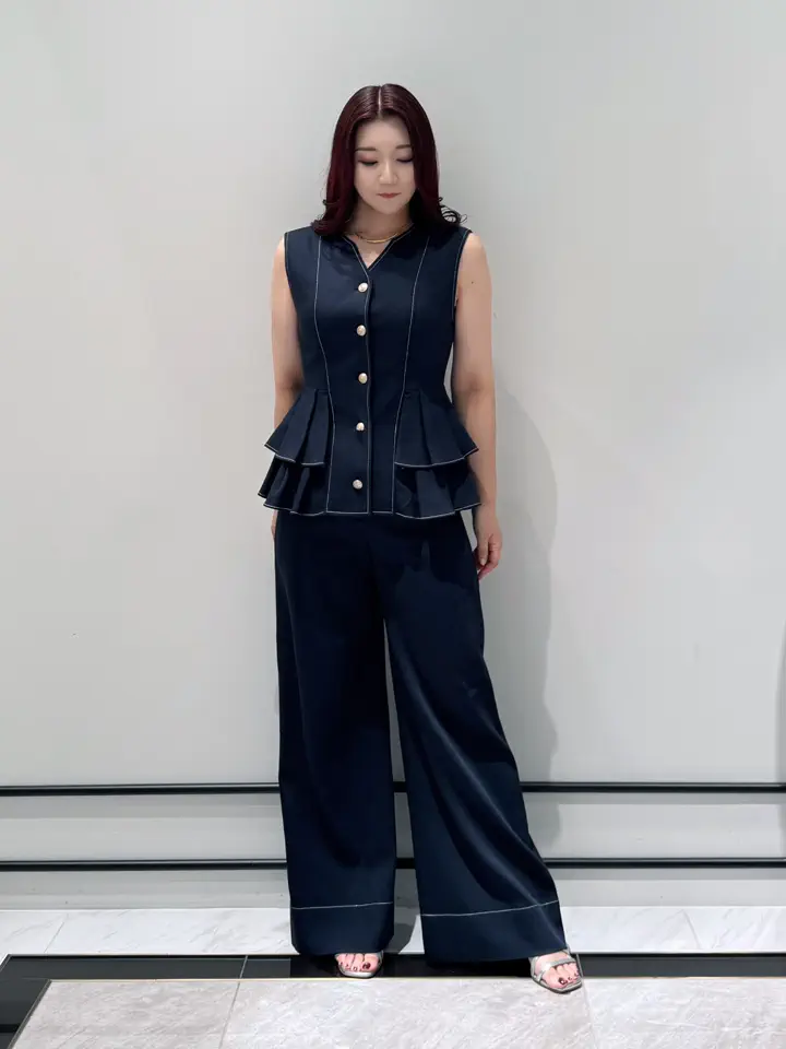 GRACE CONTINENTAL MOMOKO コーディネート画像