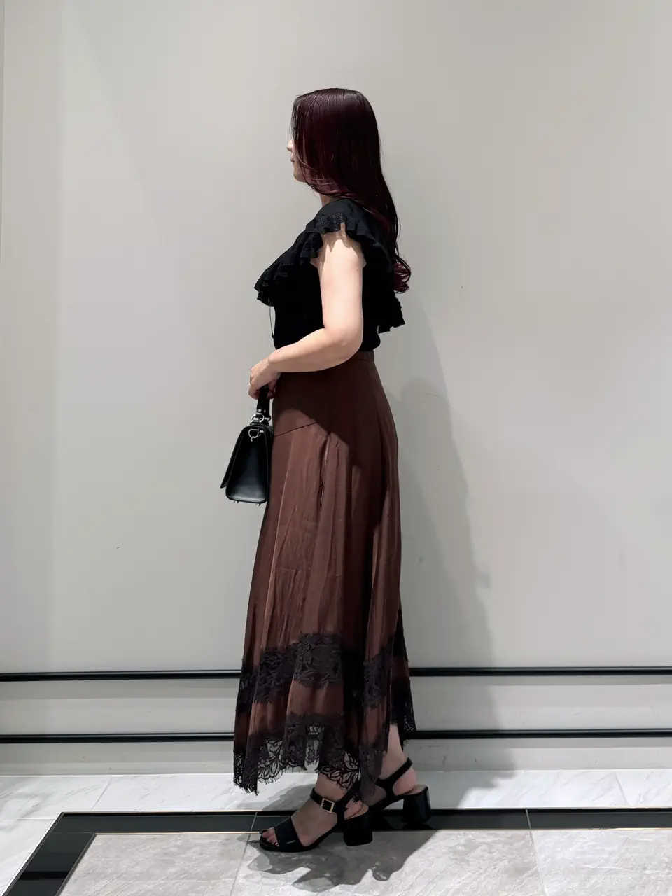 GRACE CONTINENTAL MOMOKO コーディネート画像
