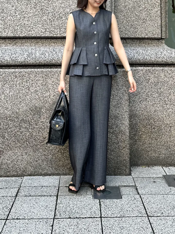 GRACE CONTINENTAL 伊藤　静華 コーディネート画像