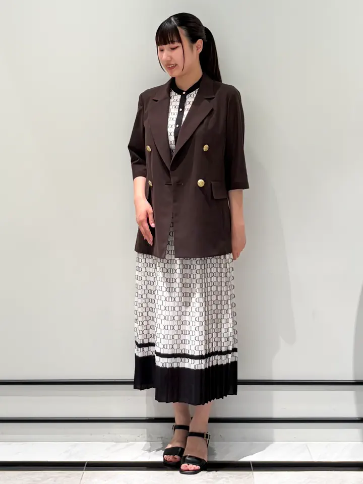 GRACE CONTINENTAL CHISAKO.S コーディネート画像