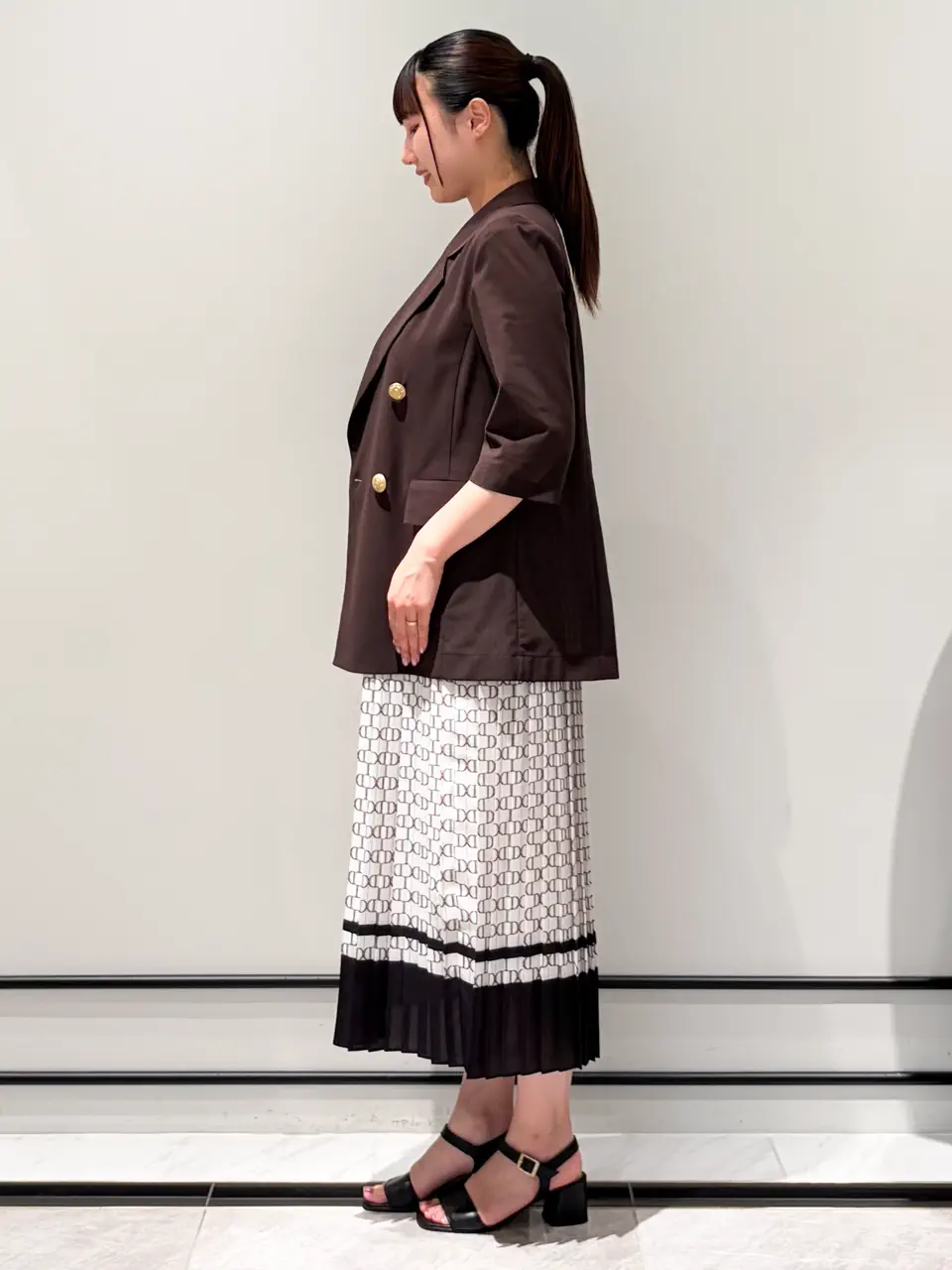 GRACE CONTINENTAL CHISAKO.S コーディネート画像