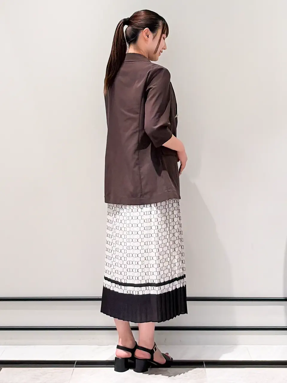 GRACE CONTINENTAL CHISAKO.S コーディネート画像
