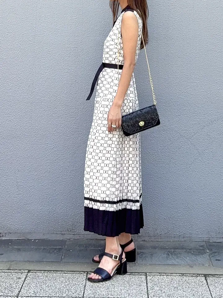 GRACE CONTINENTAL yukimi yonee コーディネート画像