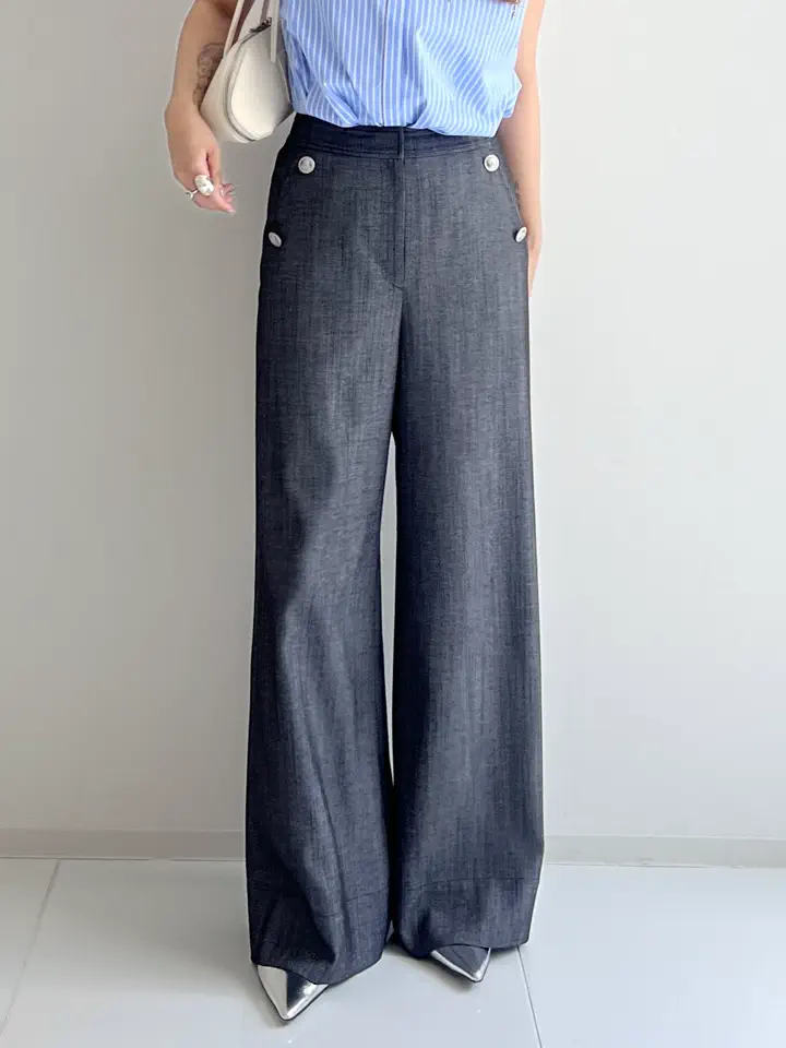 GRACE CONTINENTAL NORIA コーディネート画像