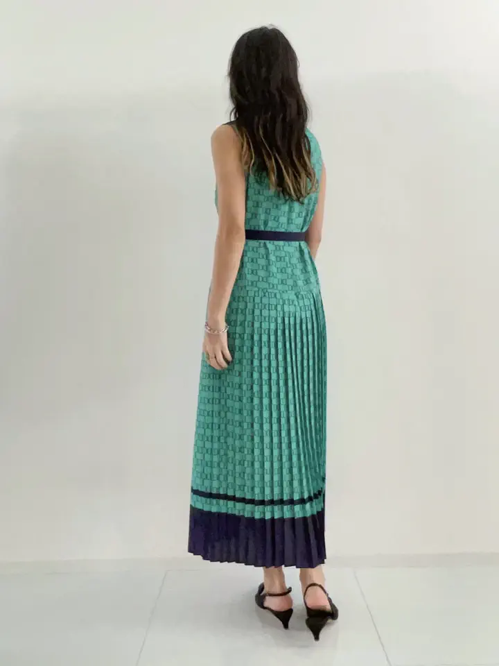 GRACE CONTINENTAL  Sekine コーディネート画像
