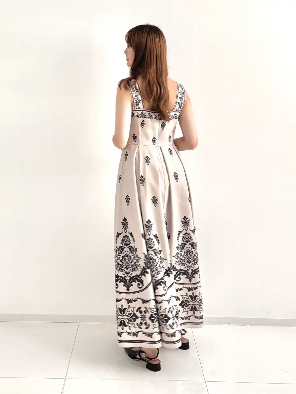 GRACE CONTINENTAL miyuki adachi コーディネート画像