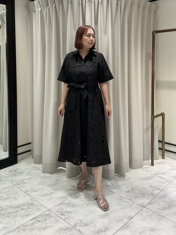 GRACE CONTINENTAL Izumi コーディネート画像