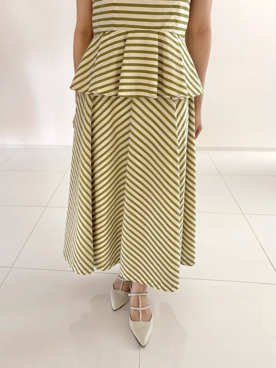 GRACE CONTINENTAL miyuki adachi コーディネート画像