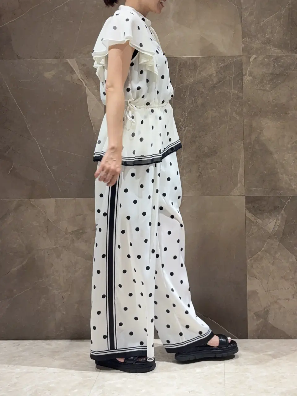 GRACE CONTINENTAL 穐山　香織 コーディネート画像