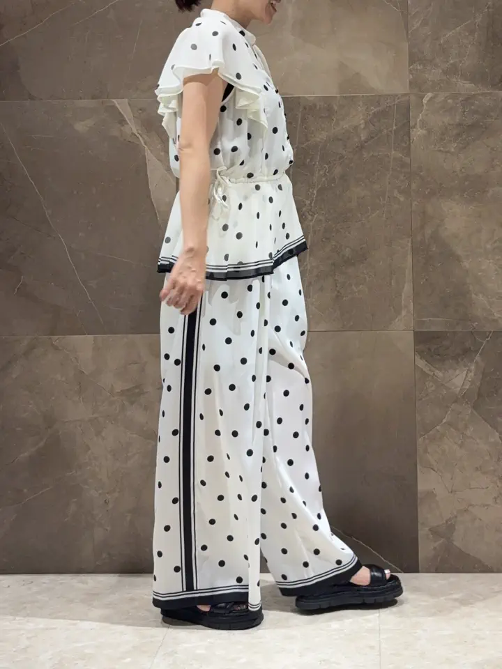 GRACE CONTINENTAL 穐山　香織 コーディネート画像