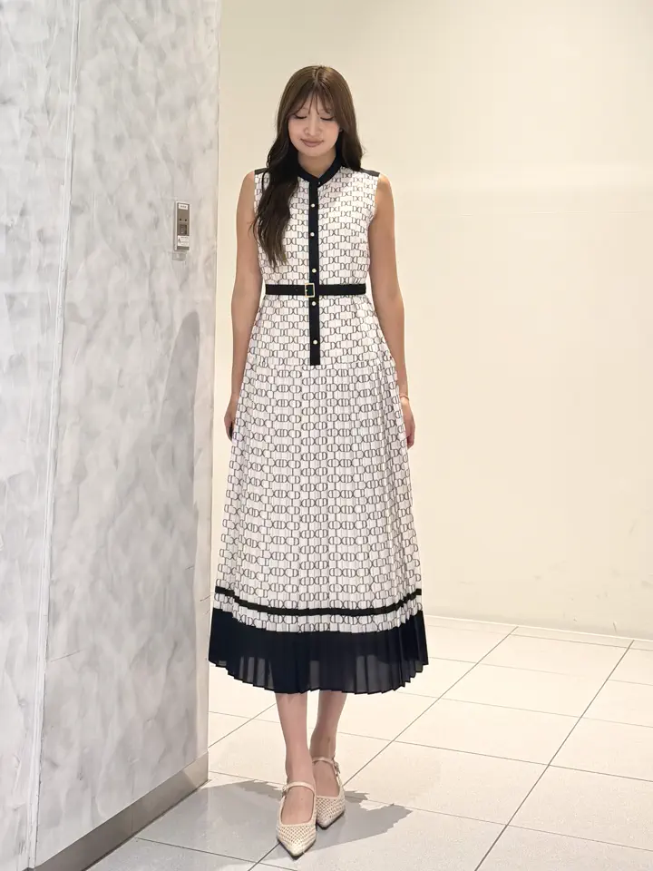 GRACE CONTINENTAL momo コーディネート画像