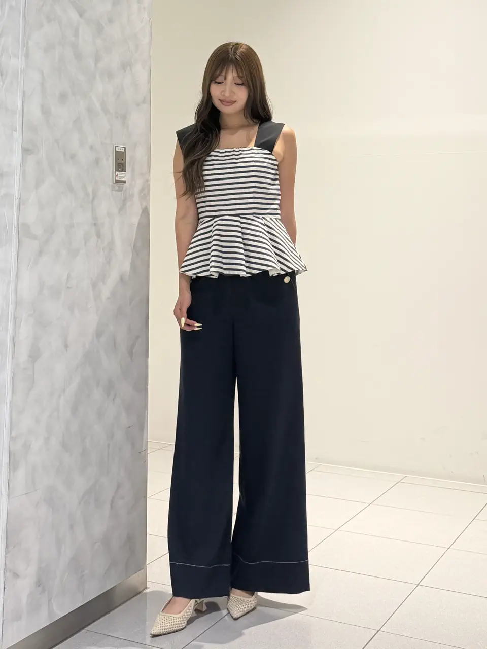  momo コーディネート画像