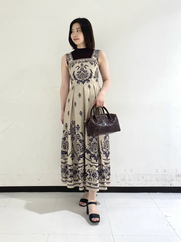 GRACE CONTINENTAL MIKIHO コーディネート画像