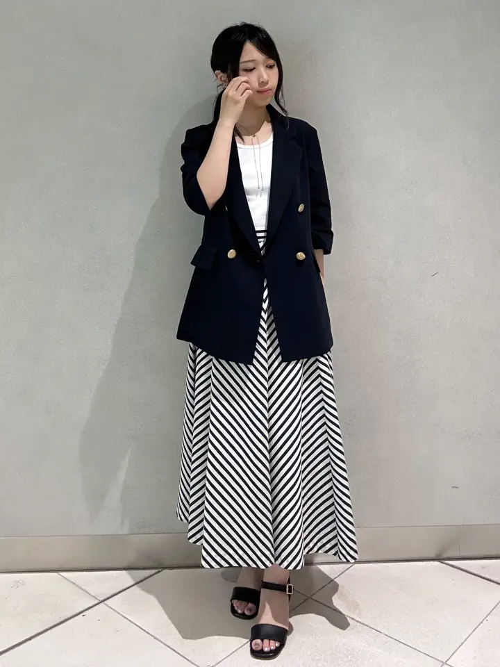 GRACE CONTINENTAL Nanaumi コーディネート画像