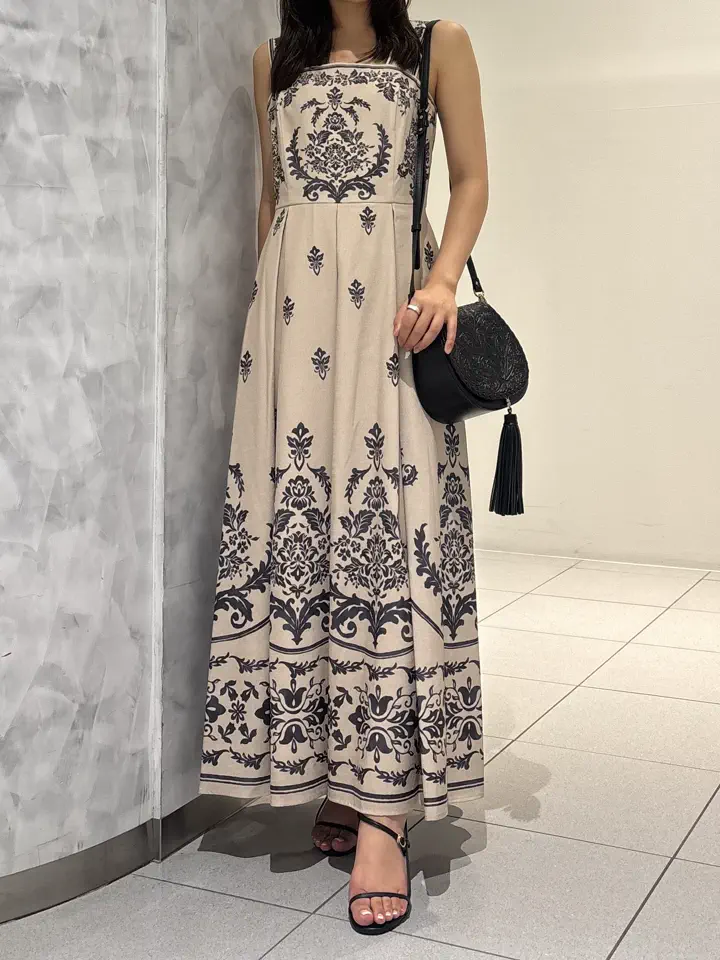 GRACE CONTINENTAL 岩永 春佳 コーディネート画像