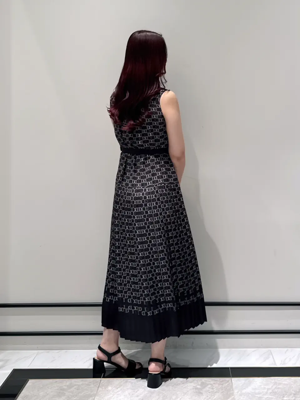GRACE CONTINENTAL MOMOKO コーディネート画像