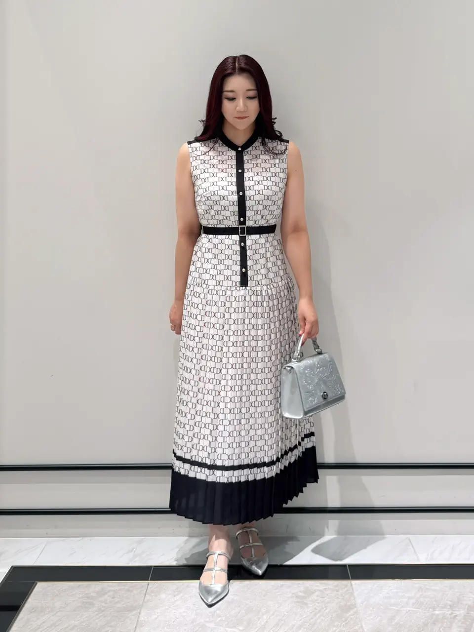 GRACE CONTINENTAL MOMOKO コーディネート画像