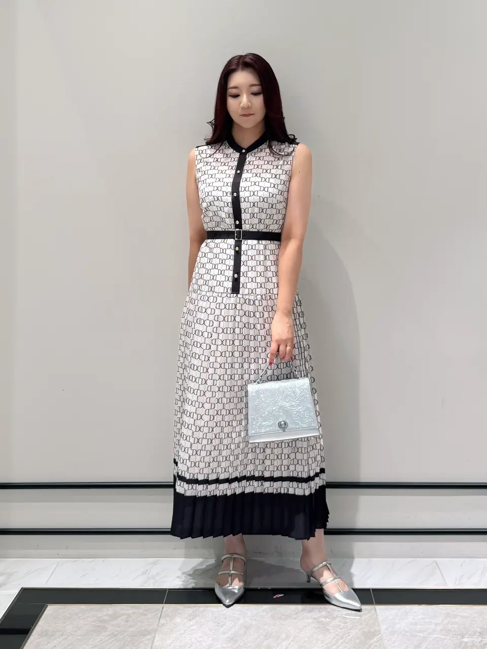 GRACE CONTINENTAL MOMOKO コーディネート画像
