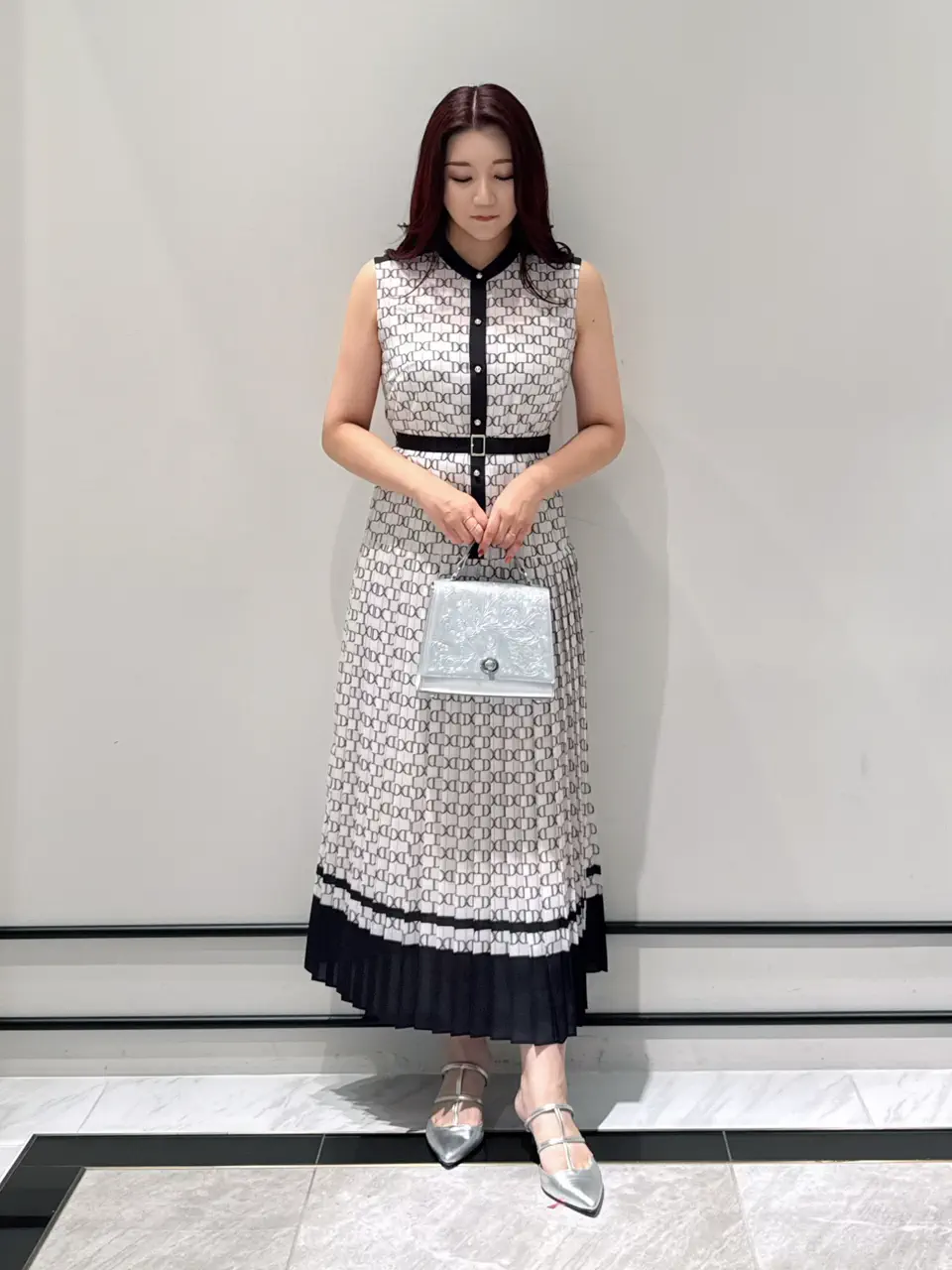 GRACE CONTINENTAL MOMOKO コーディネート画像