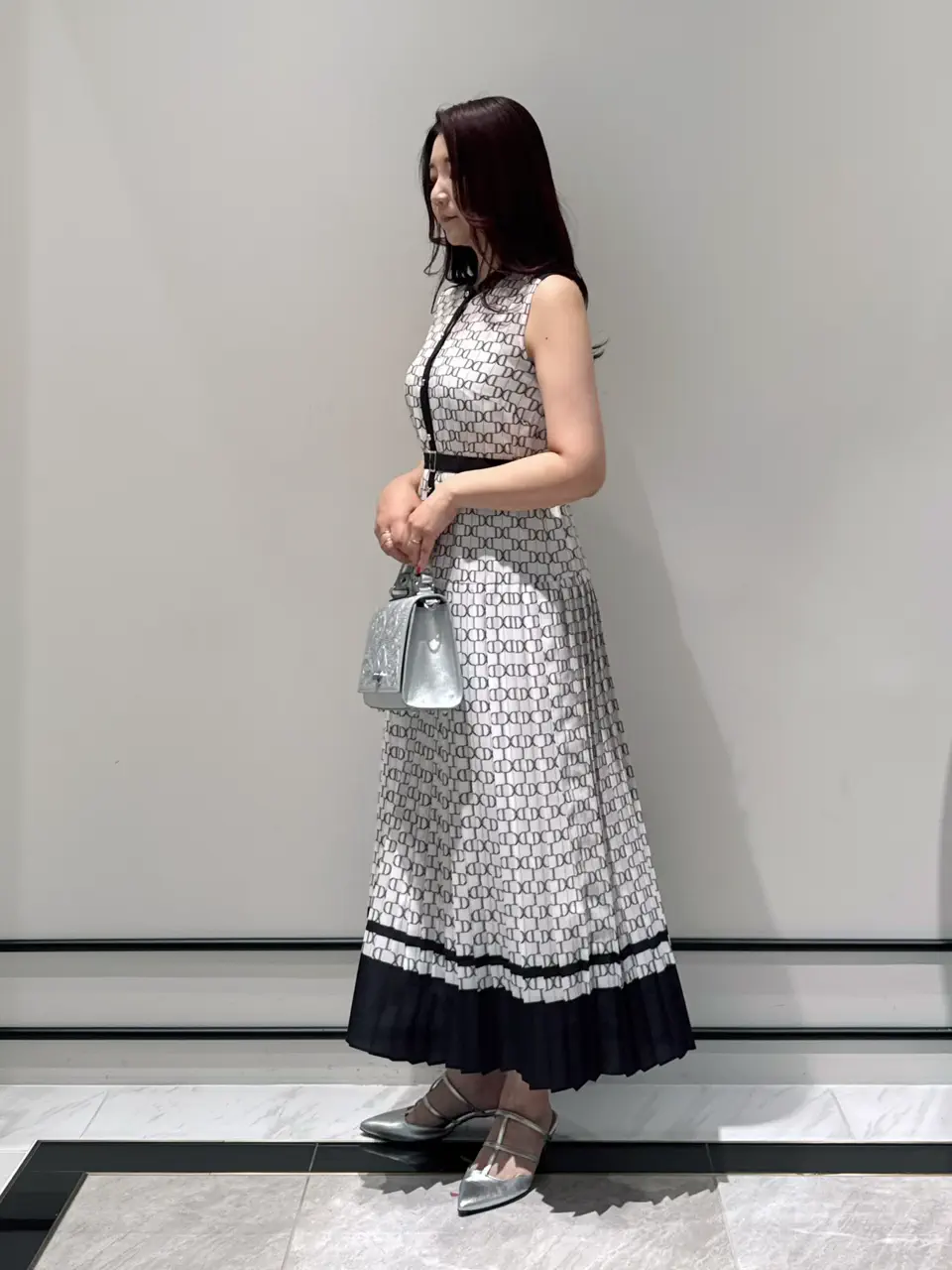 GRACE CONTINENTAL MOMOKO コーディネート画像
