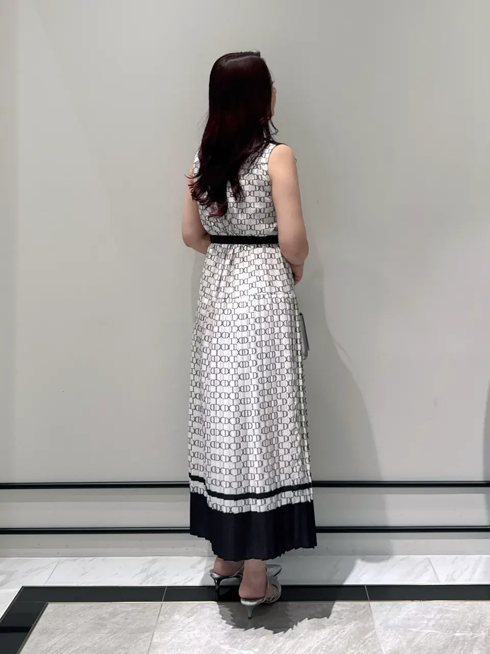 GRACE CONTINENTAL MOMOKO コーディネート画像