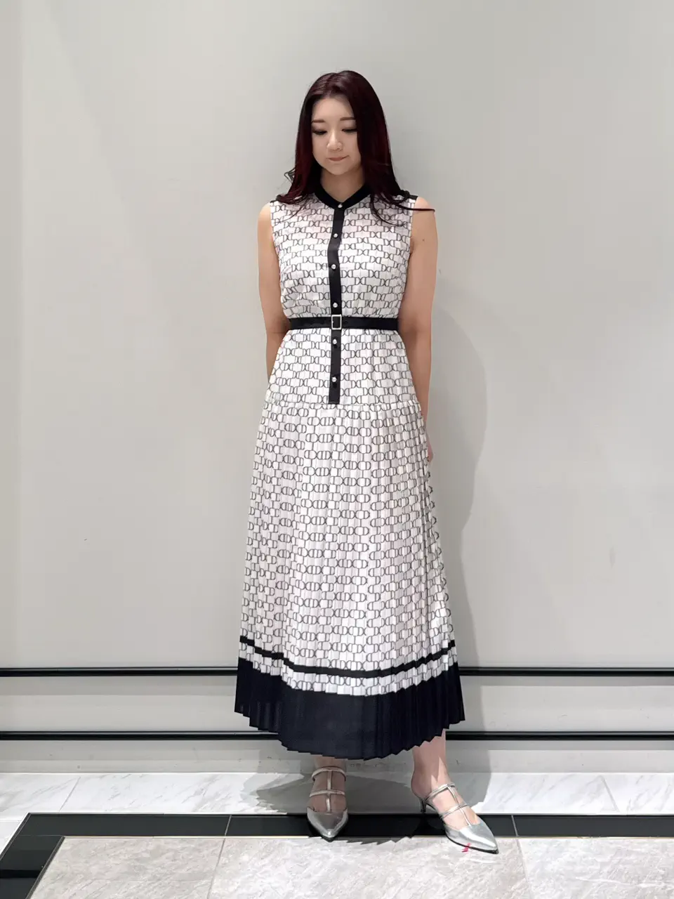 GRACE CONTINENTAL MOMOKO コーディネート画像