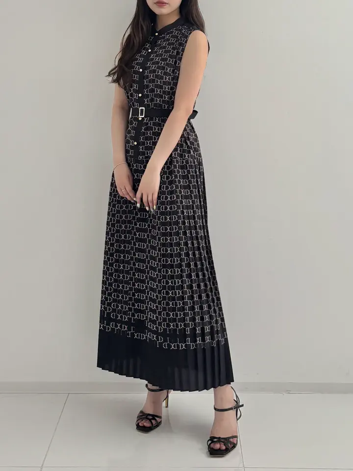 GRACE CONTINENTAL Kikuchi コーディネート画像