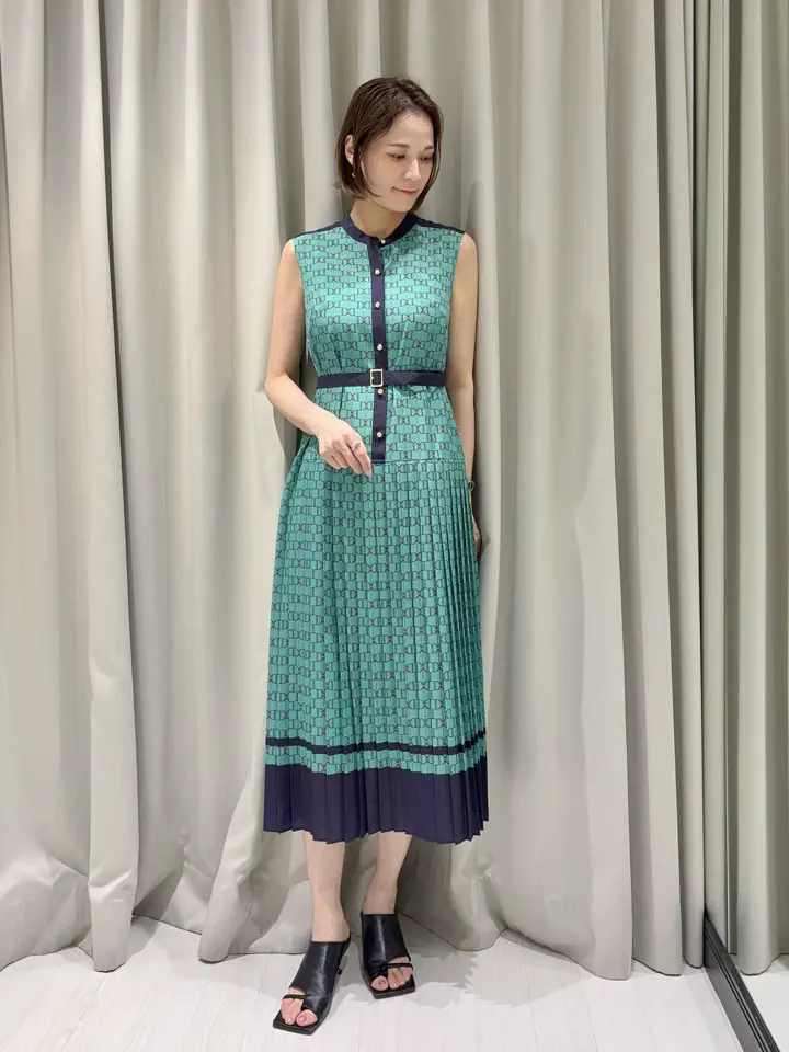 GRACE CONTINENTAL 亀田 未希 コーディネート画像