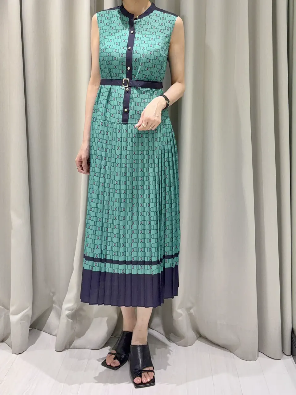 GRACE CONTINENTAL 亀田 未希 コーディネート画像